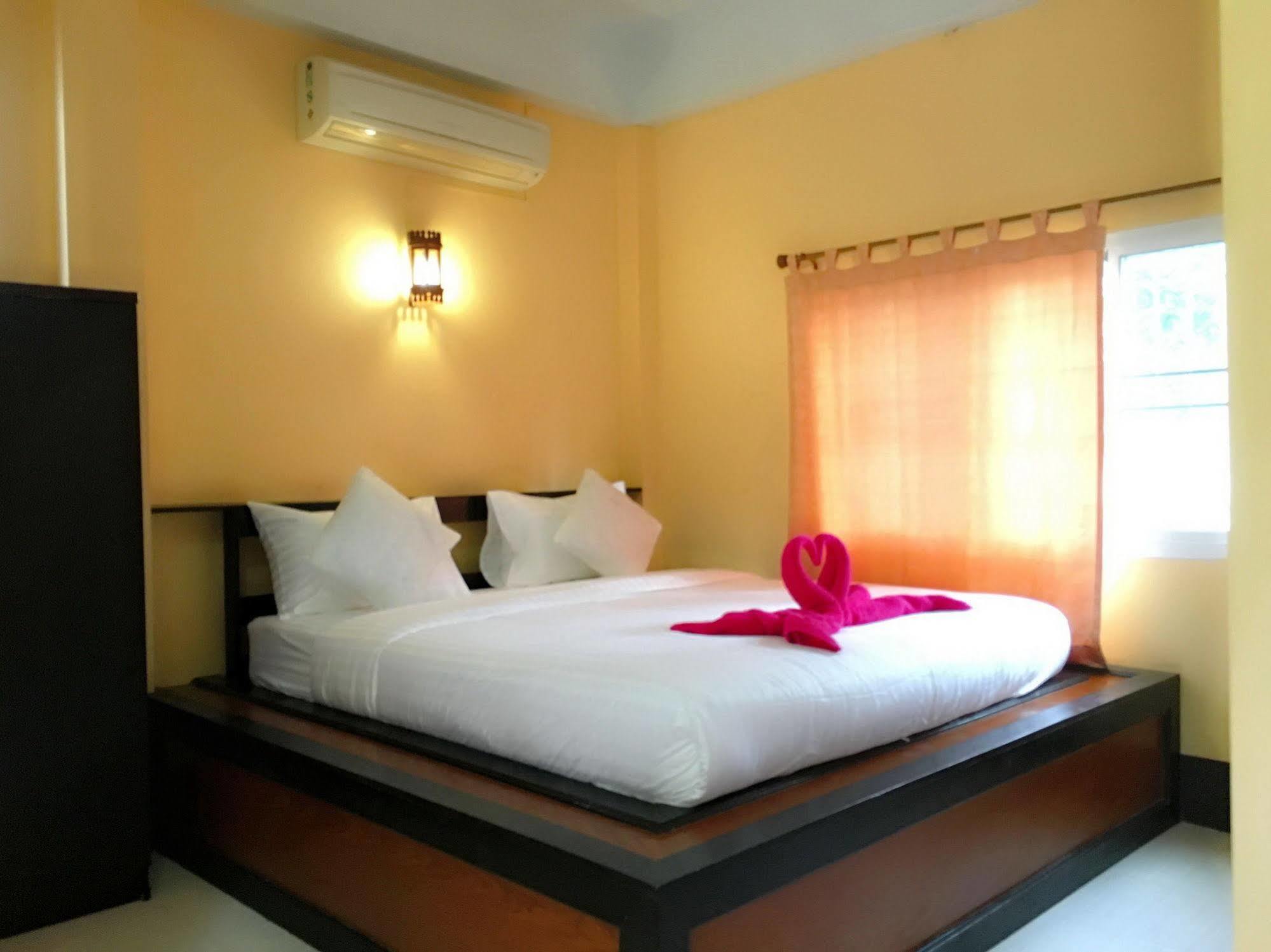 Sarin Guesthouse Koh Tao Exterior photo